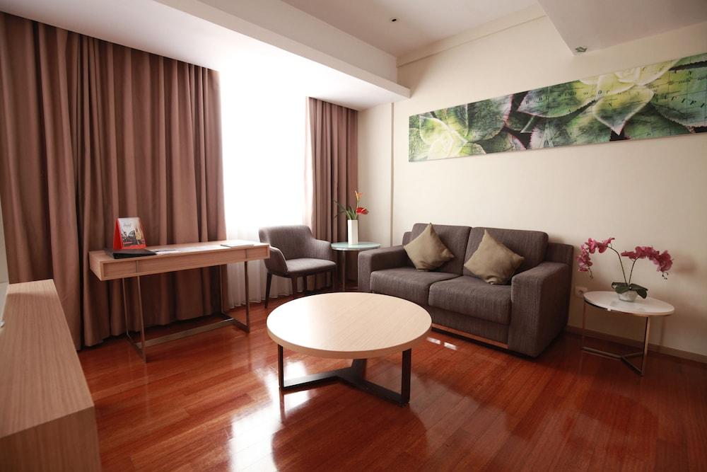 Citadines Connect Airport Jakarta Tangerang Exterior photo