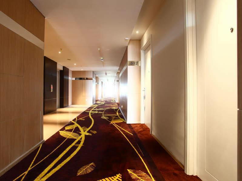 Citadines Connect Airport Jakarta Tangerang Exterior photo